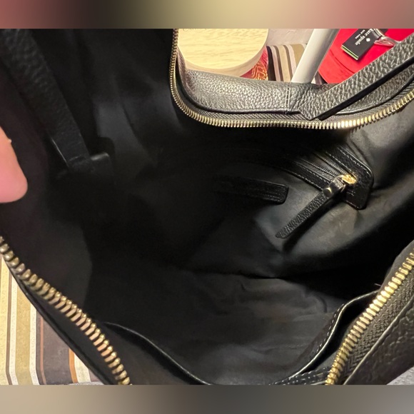 Marta Ponti Black Leather Hobo Bag - Picture 5 of 11